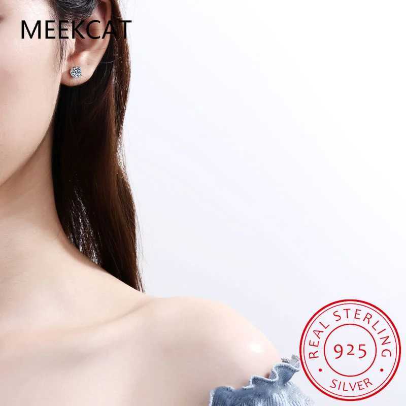 Real Moissanite Stud Earrings 14K White Gold Plated Sterling Sier 4 Prong Diamond Earring for Wen Men Ear Stud 1ct 2ct 4ctC250402