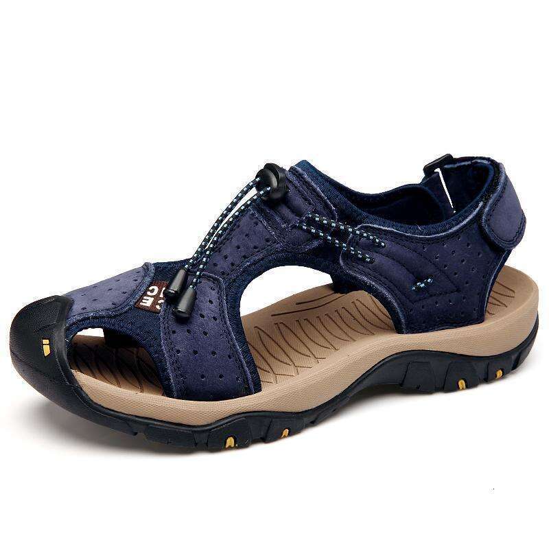 Large size men's summer new hollow breathable beach cowhide hole shoes, soft sole leather sandals for men