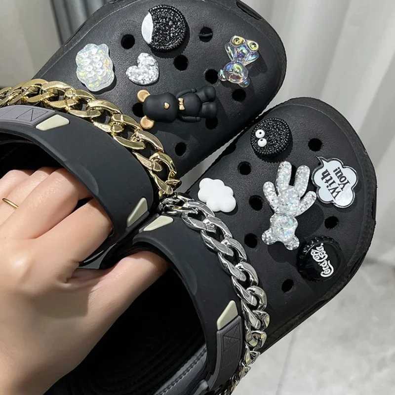 New Cave Shoe Accessories DIY Gold Silver Chain Teddy Bear Shoe Student Slippers Decorative Detachable Z250402