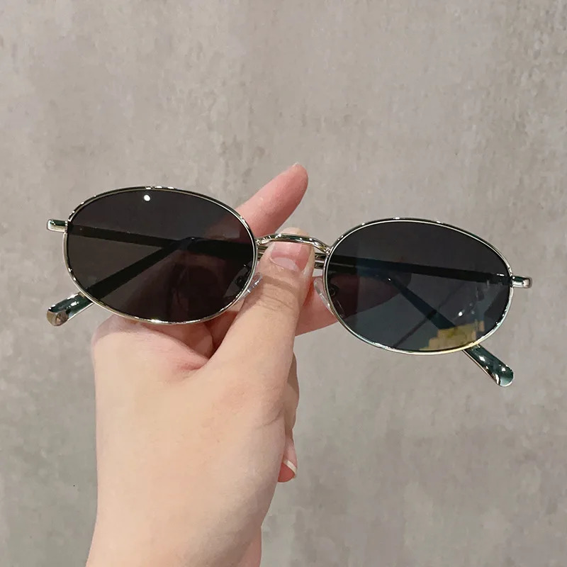 Y2K Retro Oval Sunglasses for Women Small Metal frame Trendy Shades Sun Glasses UV400 Eyewear Oculos De Sol 251103