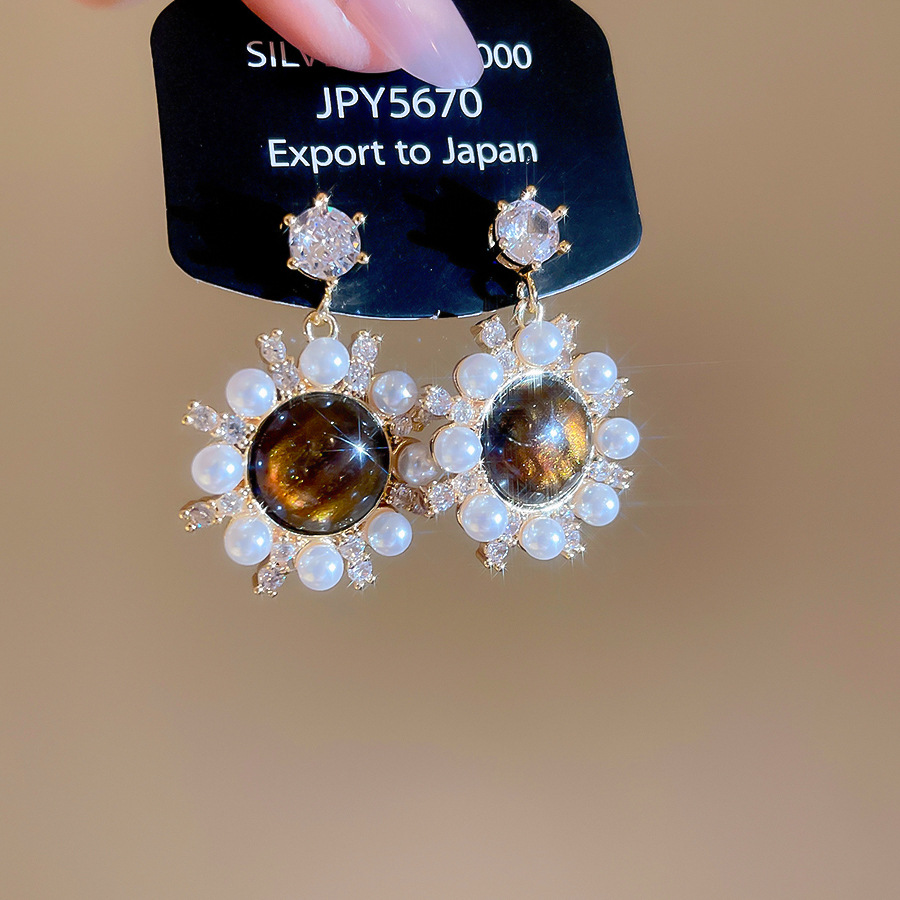 Silver Needle Tiger Eye Stone Pearl Zircon Vintage Melad for Women Simple Versatile Earrings with a Sense of Design Niche - view 7