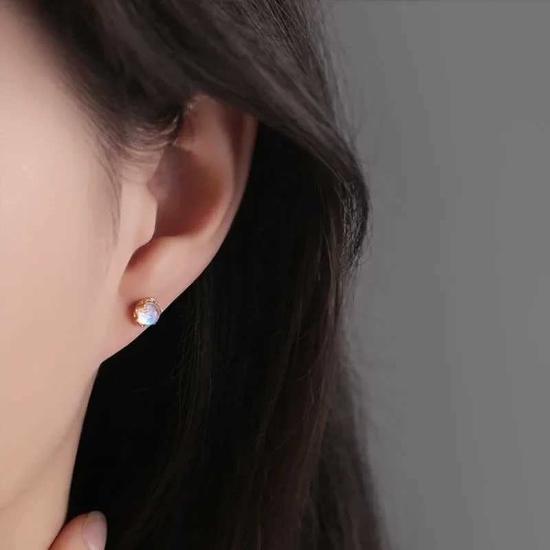 Mini Moonstone Small Round Stud Earrings for Women Simple Design Luxury Aurora Personality Exquisite Girls Charm Jewelry Gift C251103