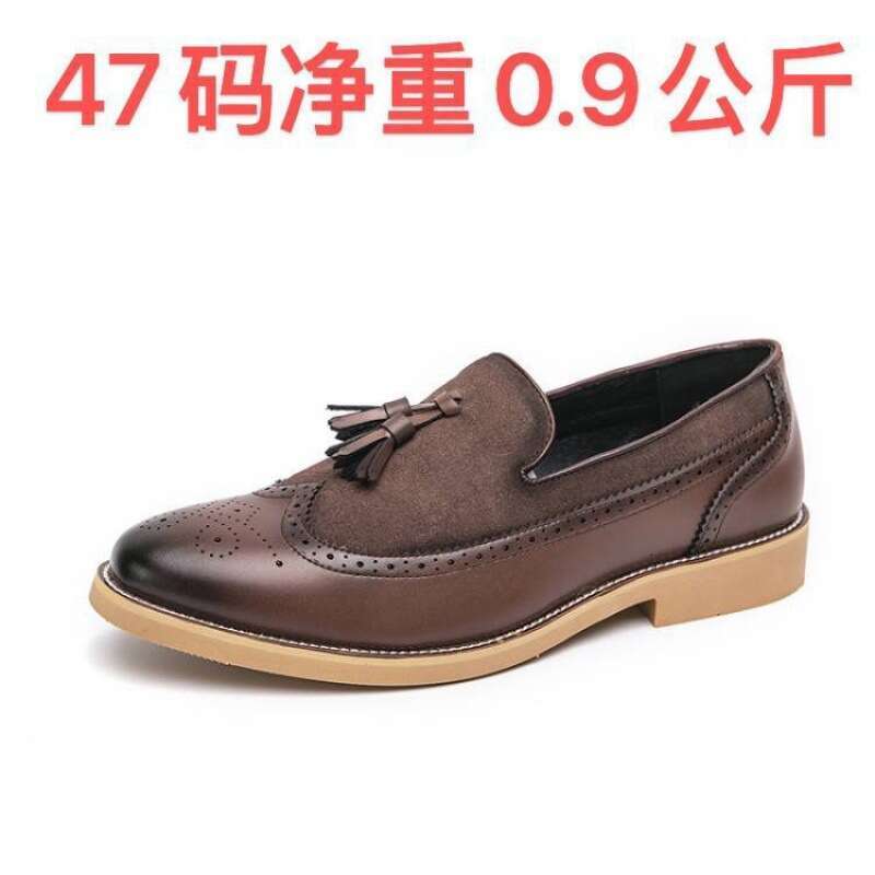 Men's in plus size, new casual shoes, fashionable and trendy. One foot stepping Blok pointed leather for men's wedding shoes