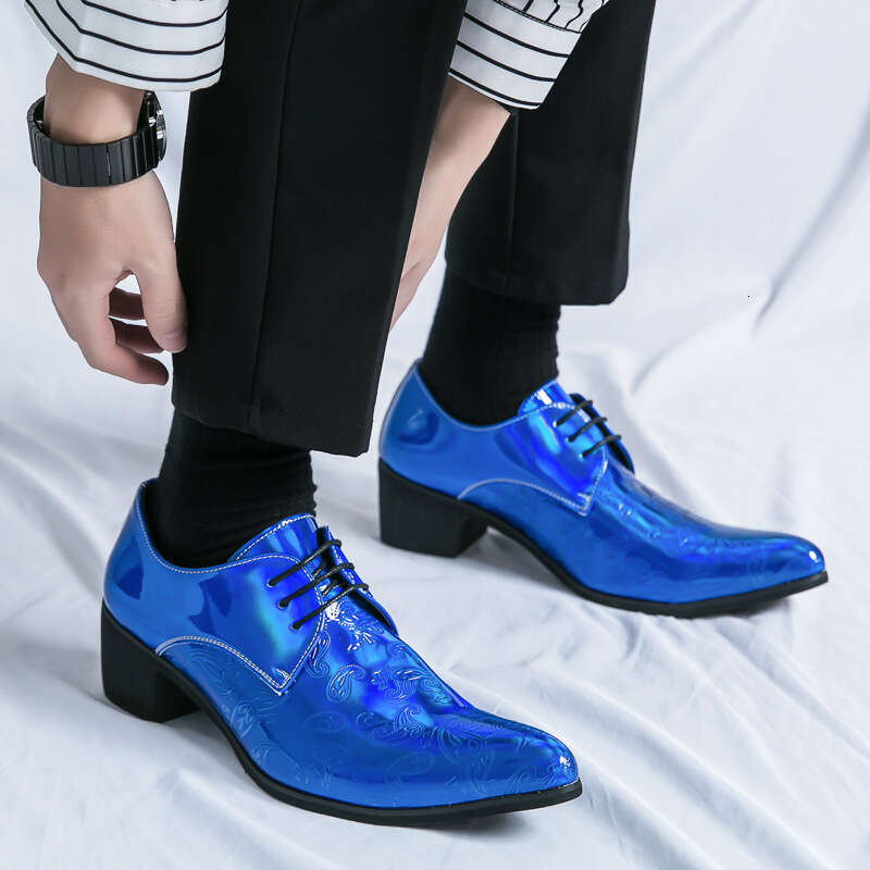 2024 Men's Large Casual Fashion New High Heels Pointed Leather Trendy Hairstylist Shoes