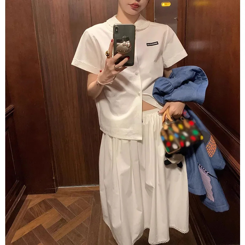 Chic Two-Piece Set Miu College Lace Trimmed Collar Black Label Shoulder White Short Sleeve Shirt Set Womens Fashion Outfit 250403