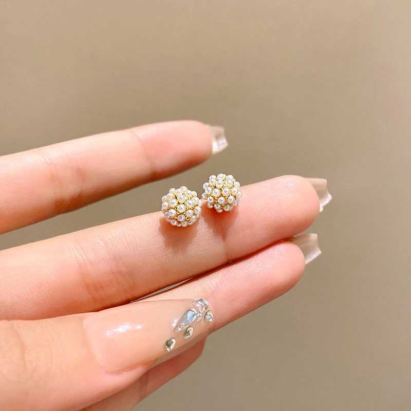 White Flower Pearl Earrings For Women Simple Small Korean Stud Earrings Zinc Alloy Cute Brincos Wedding Party Fashion Jewelry C251103