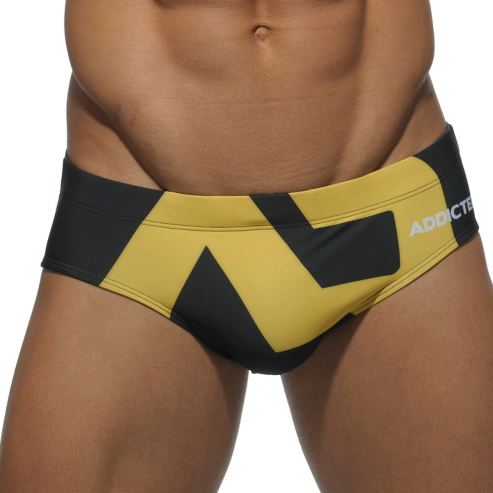 ly arrived mens swimwear luggage sexy fashion anti printing professional jacket boxer 250401