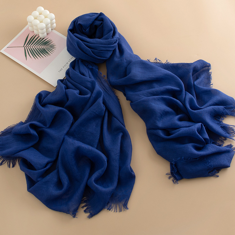 K297 Cross-border solid color cotton and linen scarf for women autumn and winter thin long gauze scarf versatile sunscreen commuting simple fur-edged 