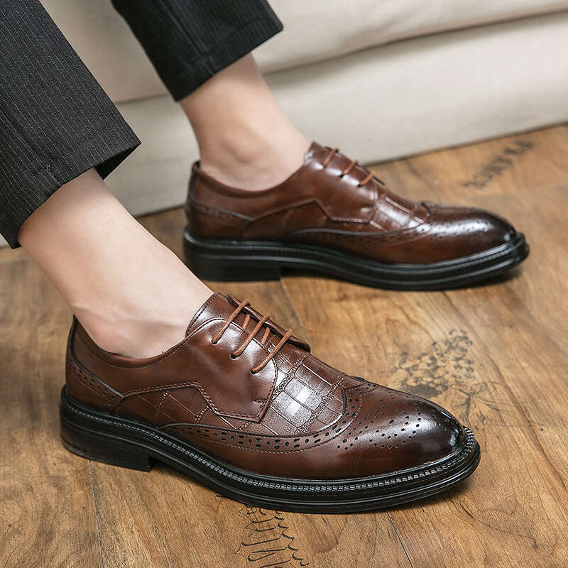 Large 2023 Spring Autumn British Business Dress Leather 37-46 Men's Wedding and Groom Shoes