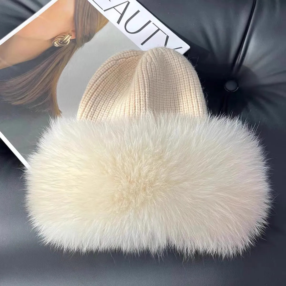 Stylish Beanie Fox Fur Hats for Women Winter Warm Fluffy Bone Cap Soft Outdoor Thick Natural Fox Fur Hat Hats 251103 - view 3