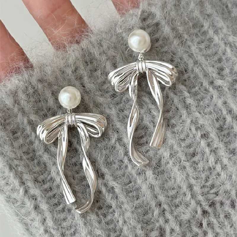 2024 New Arrival South Korea Light Luxury Tassel Long Pearl Bow Dangle Earrings For Women Fashion Sweet Metal Jewelry Gifts Y250401