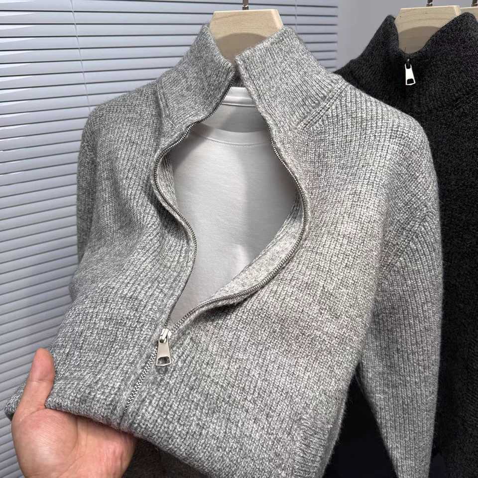 High end zipper knitted sweater coat solid color comfort pocket mens autumn winter thick high neck trend casual jacket cardiganT251103