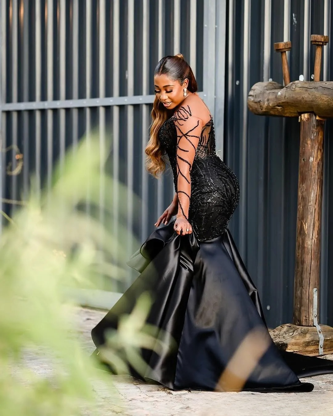 Black Mermaid Prom Dresses Sheer Jewel Neck Illusion Full Sleeves Sequined Appliqued Evening Gowns Plus Size African Girls Special Occasion Robes de s