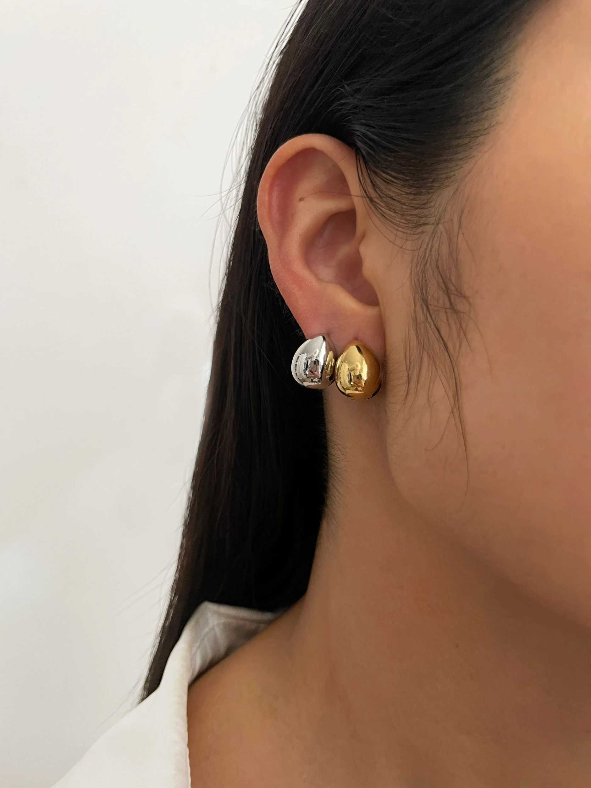 Perisbox Trendy 316L Stainless Steel Waterproof Hoop Earrings Solid Gold PVD Plated Double Face Droplet Womens Earring Jewelry C251103