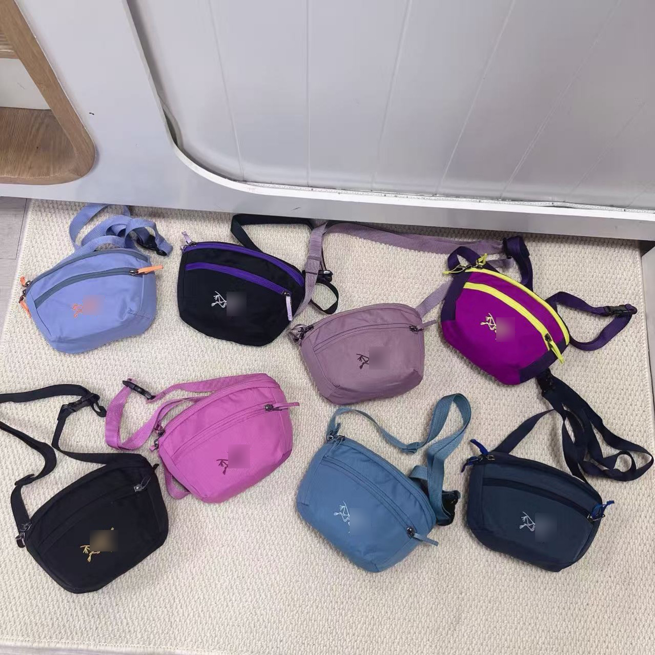 Designer Outdoor Sports Bag Shoulder Bag Crossbody Bag Waist Bag Portable Compact Mini Bag