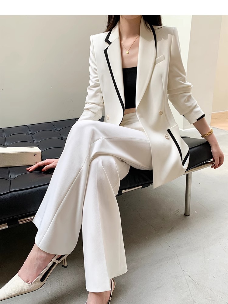 J42Casual Yet Sophisticated Men's Suits for Spring & Fall Seasonal Wears