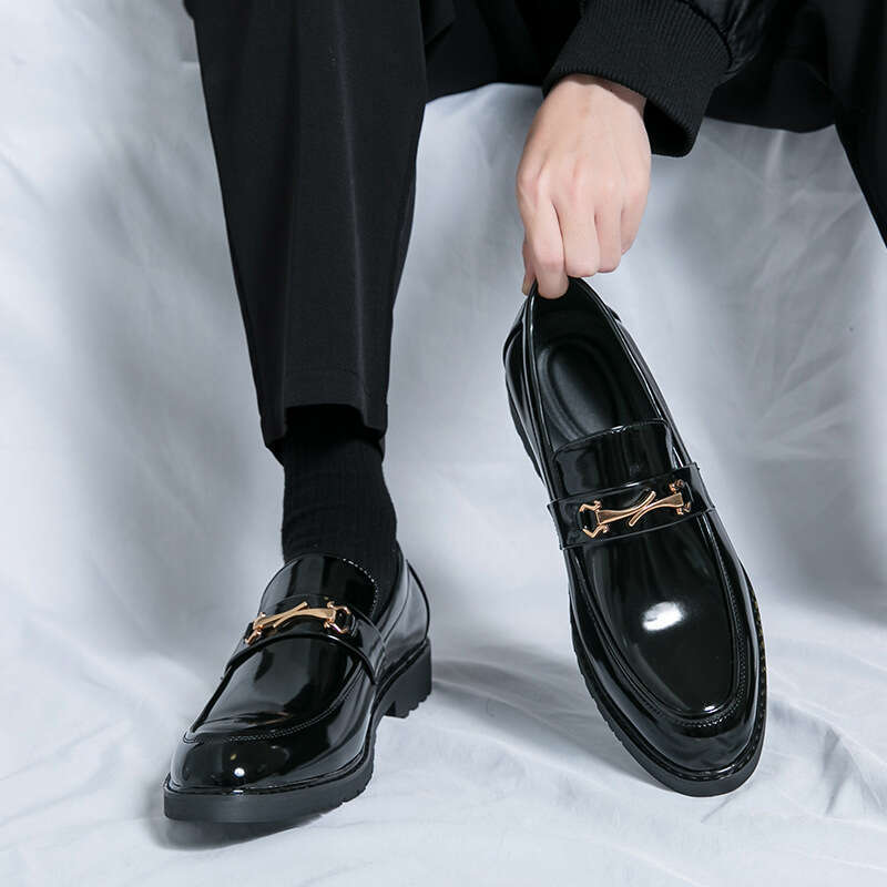 2024 Spring and Autumn New Style One Step Leg Fu Leather Large Business Casual Hairstylist Men's Shoes