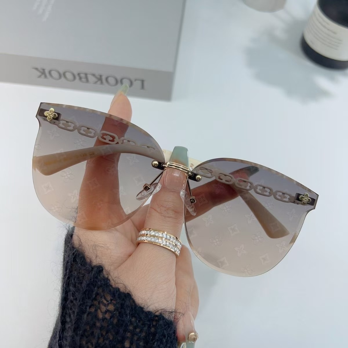 free shipping Sunglasses Frames designers for womens mens 2025 Summer New Fashionable Frameless Cutting Edge Luxury Beach Tourism Leisure Versatile