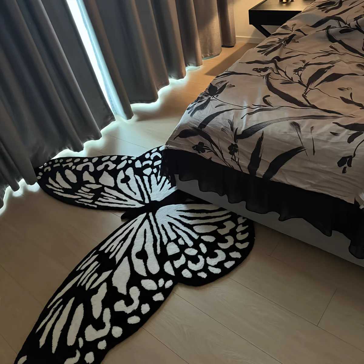 VIKAMA Beautiful Butterfly Shape Carpet Creative Doormat Bedroom Bedside Rugs Bathroom Mat Floor Mat Living Room Carpet Home Dec C251103