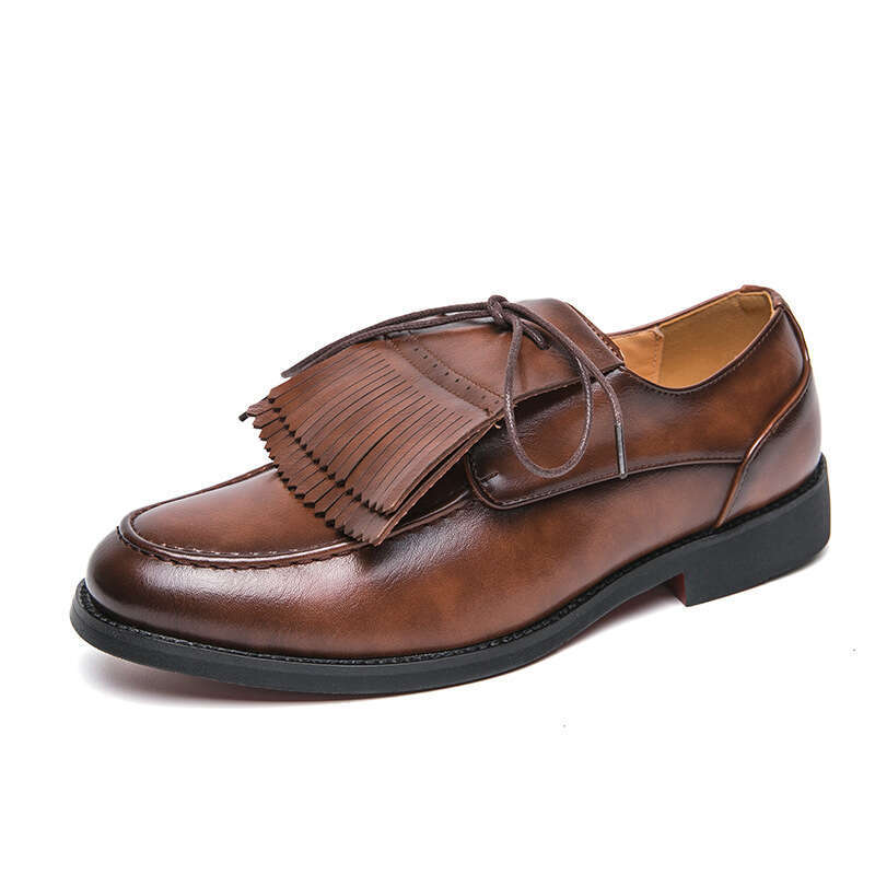 Teenage hooded lazy oversized fashionable and trendy casual leather shoes, tassel pointed shoes