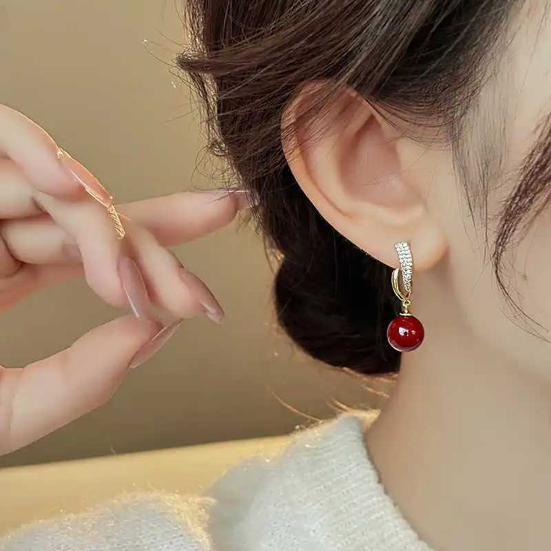 New Arrival Light Luxury Elegant Red Bead Zircon Irregular Geometric Dangle Earrings For Women Fashion Sweet Crystal Jewelry Y250401