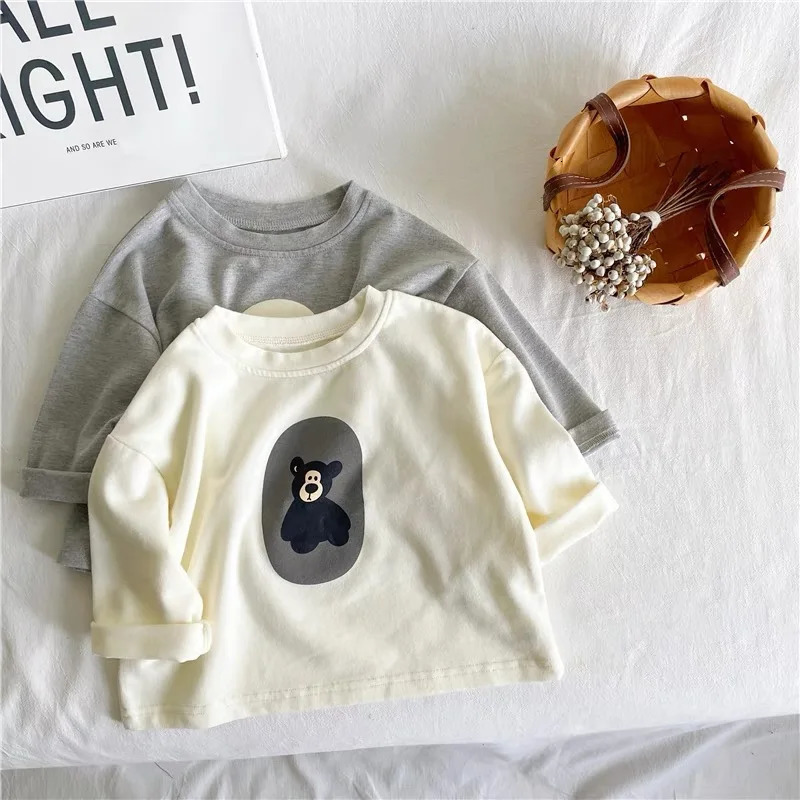 Childrens spring and summer cartoon crew collar long sleeved Tshirt casual loose top baby boy thin cotton bottom shirt 250325z