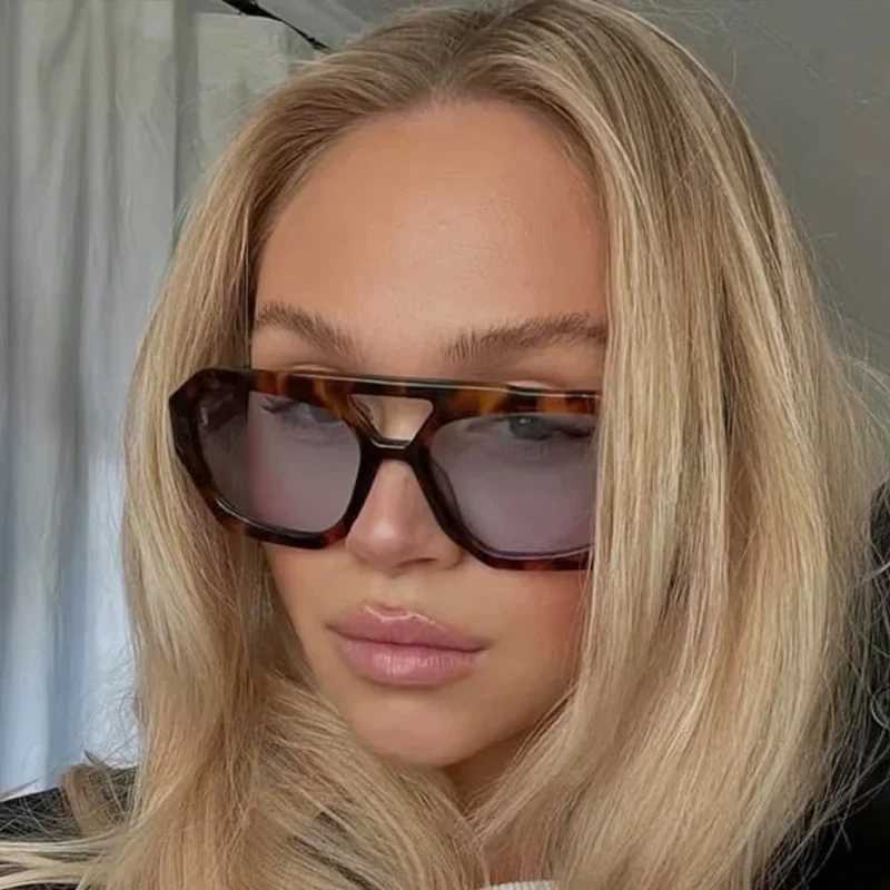 Fashion Sunglasses Luxury Designer Color Lens Womens Sunshade Glasses Retro UV400 Brand SunglassesXJ250402