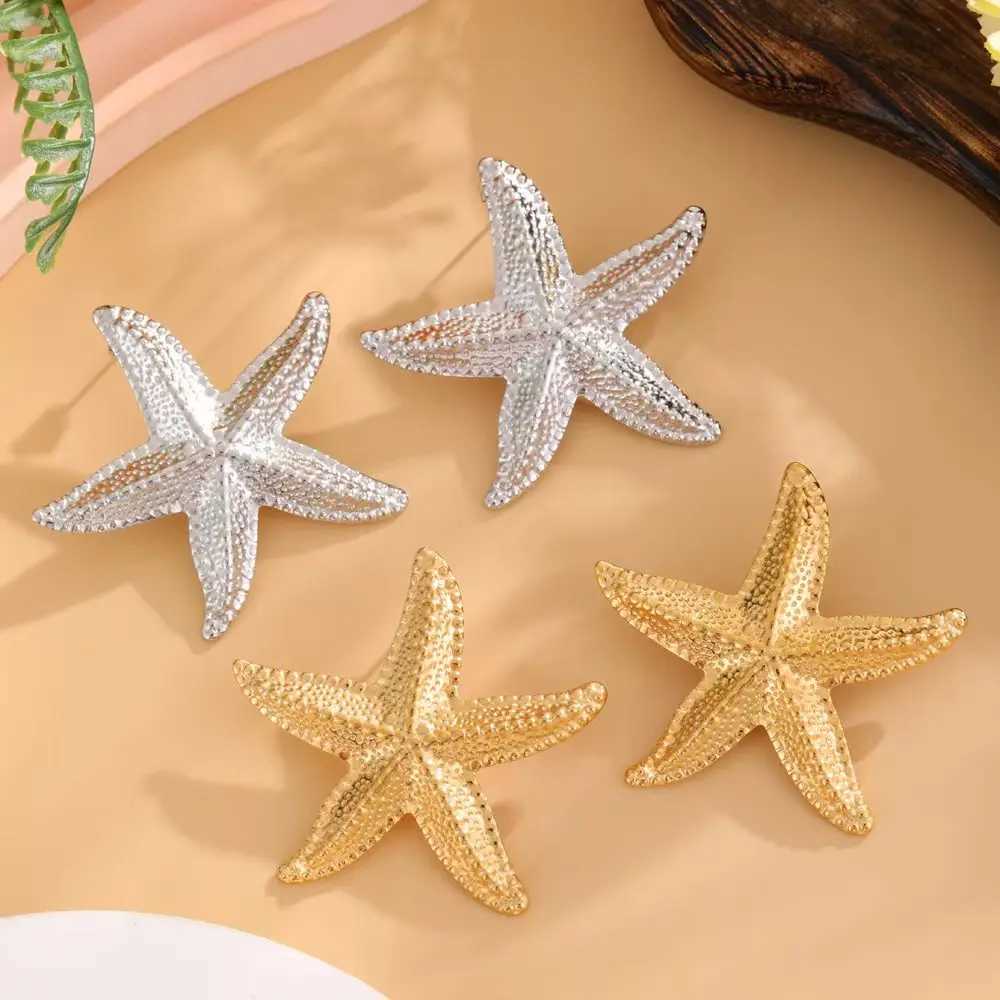 Ocean style earrings made of stainless steel 18K gold starfish earrings simple luxurious and highend earrings for women C251103