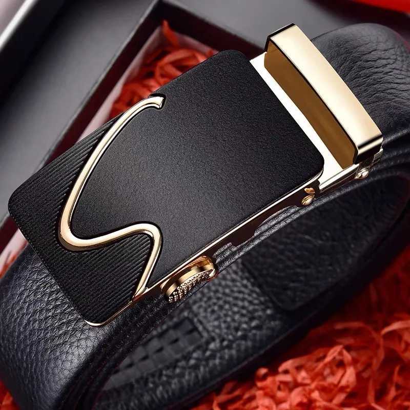 Mens Fashion Belt - High quality PU soft leather metal buckle strap made of genuine leather suitable for work pants and jeans. W250402