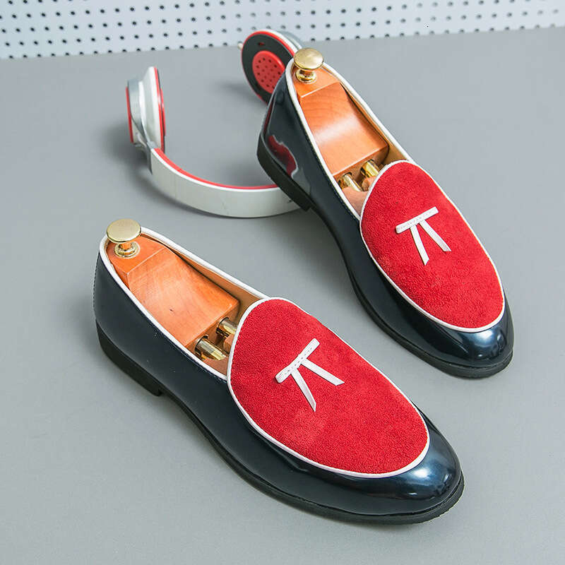 Men's in plus size, new casual leather fashionable one foot style, Le Fu shoes, Korean version, trendy hairstylist, Dou shoes