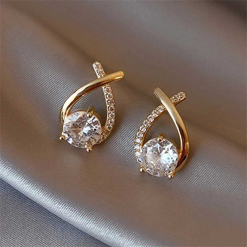 SKEDS Fashion Cross Stud Earrings For Women Girls Korean Style Elegant Crystal Jewelry Ear Rings Fishtail Lady Earrings Gift C251103