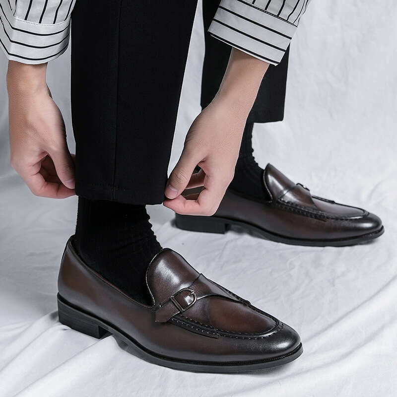 Men's in plus size, new casual fashionable British style, set foot shoes, trendy one-step leather shoes