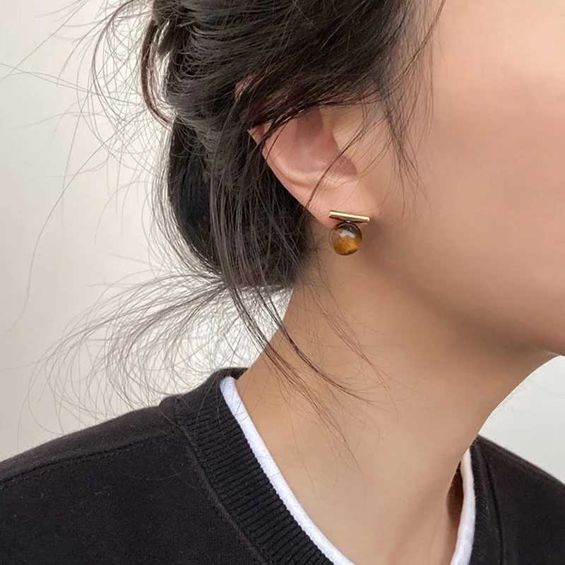 Design Sense Tiger Eye Stone Round Beads Minimalist Earrings 2025 New Jewelry Christmas For Womens Fashion Ear Accessories C251103