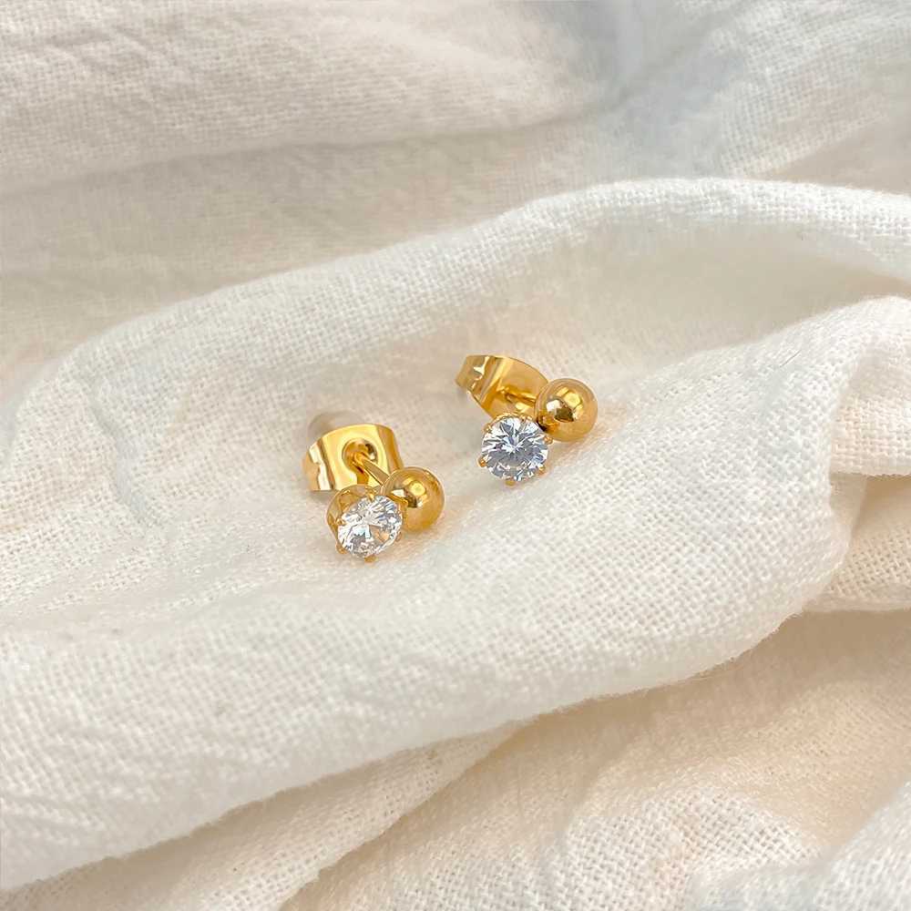 eManco New Fashion Round Stud Earrings for Women Hypoallergenic Screw Cartilage Helix Earring Girls Piercing Jewelry C251103