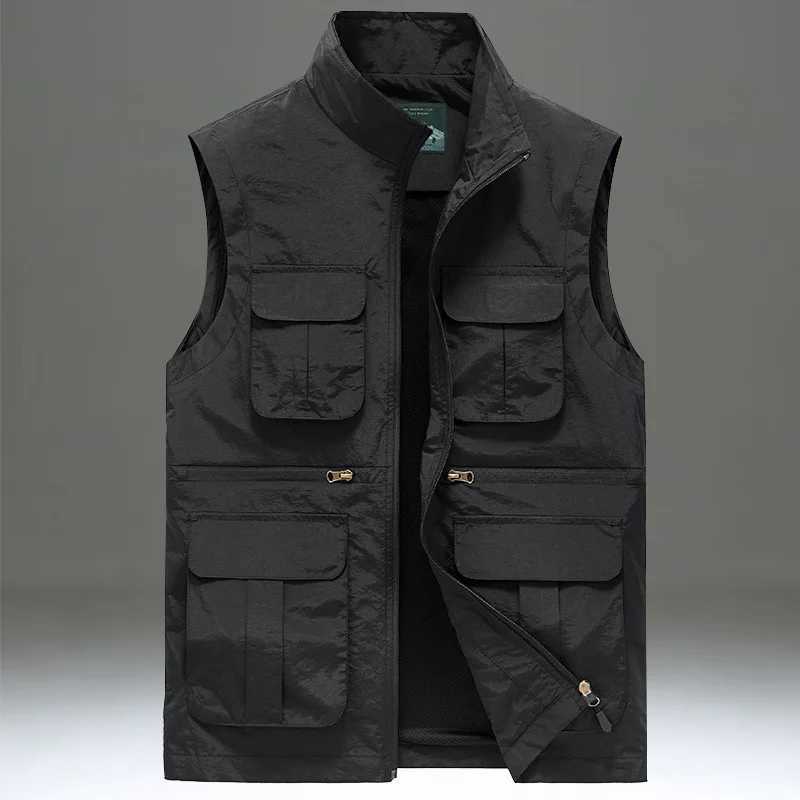 FGKKS Men Summer Leisure Fishing Vest Loose Fashion Multi-pocket Outdoor Vest Solid Color Thin Stand Collar Vest Men X250403