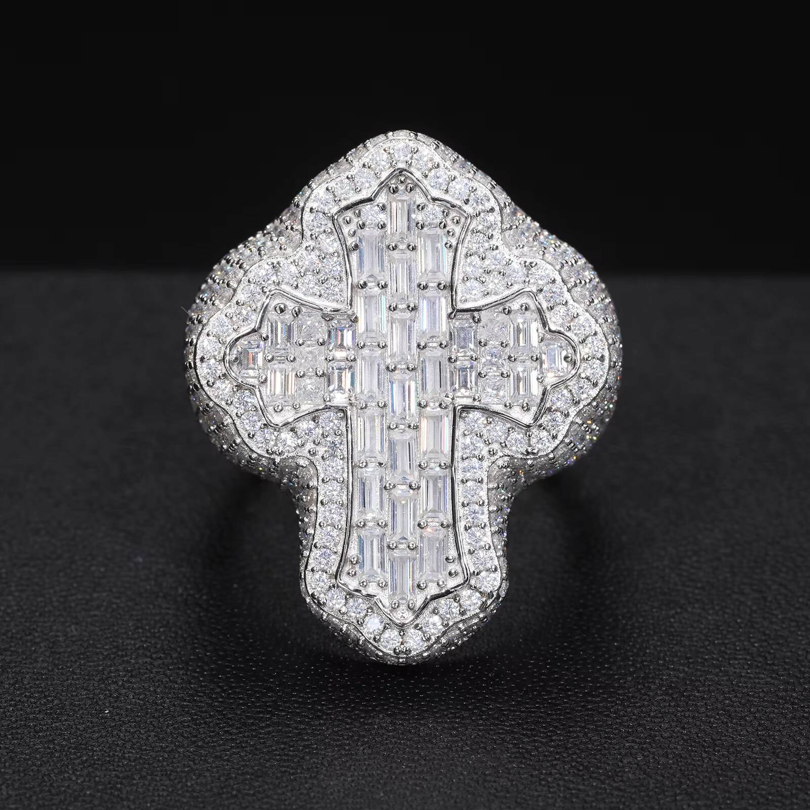 Hot Selling Pass Diamond Tester Hip Hop Jewelry 925 Sterling Silver VVS Baguette Moissanite Cross Ring With GRA Certificate