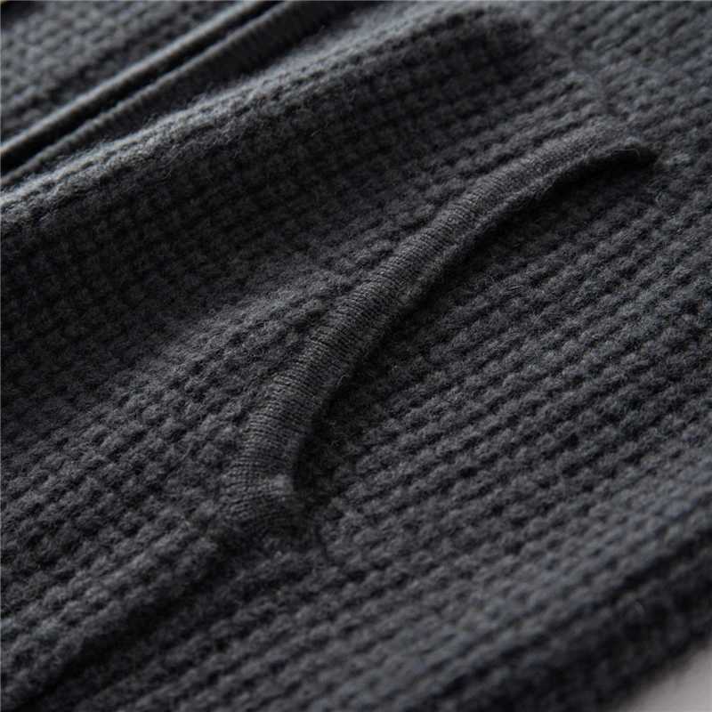 Autumn Winter New 100 Pure Wool Sweater Zipper Mens Cardigan Loose Casual Hooded Pocket Knitted Sweater CoatT251103