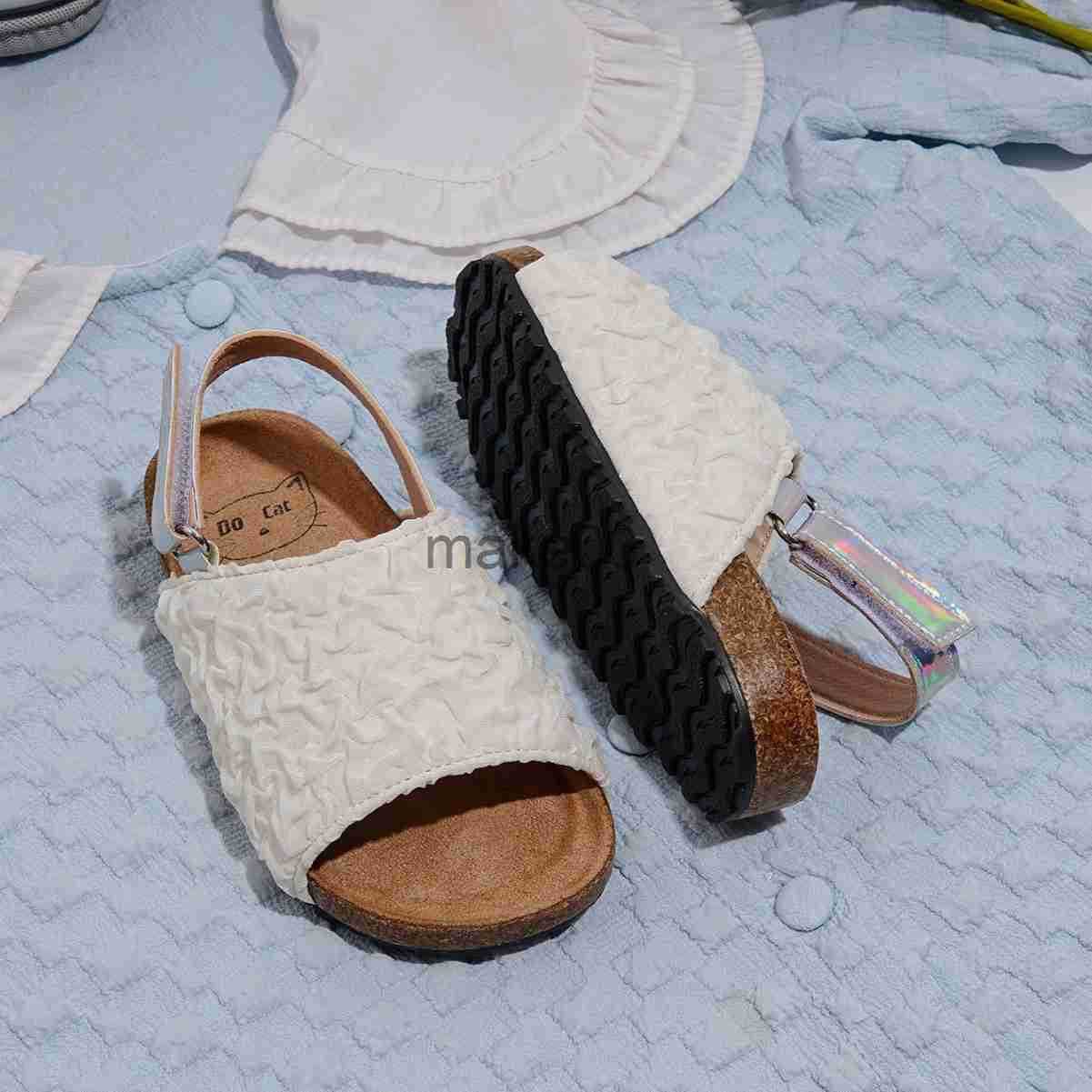 2025 flat bottomed girls summer new slippers fashionable foam gauze soft soled childrens sandals childrens princess sandals J250403