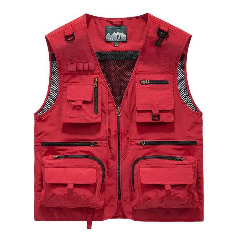 Mens Outdoor Functional Multi-pockets Cargo Vest Hunting Fishing Mesh Quick-dry Breathable Waistcoats Vest Casual Tops Jackets X250403