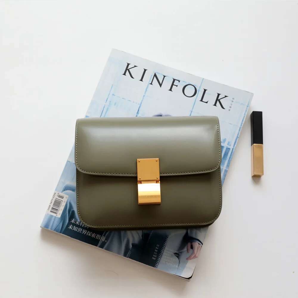 2023 Women's Tofu Upgrade Version High Quality Smooth Leather Retro Shoulder Messenger Classic Small Square Bag