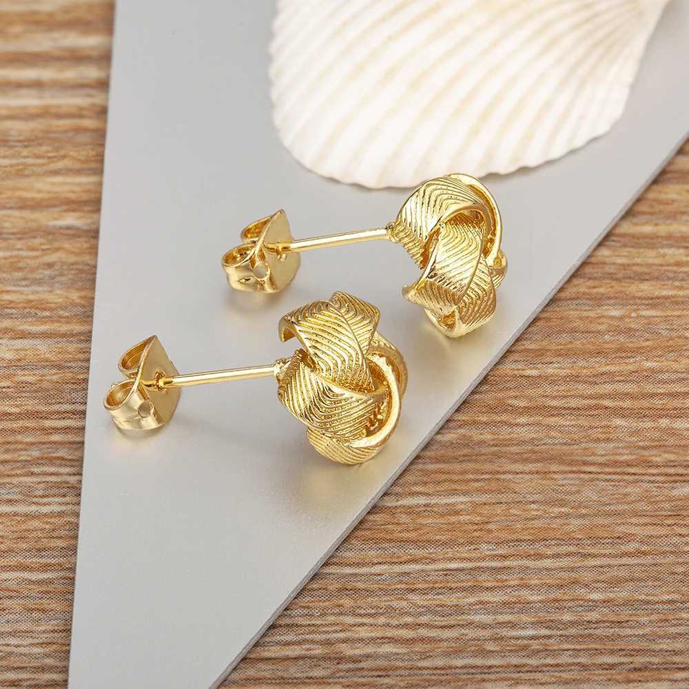 Nidin New Trendy Flower Hollow Design Charm Earrings For Women Elegant Aesthetic Ear Jewelry Accessories Fine Gifts C251103