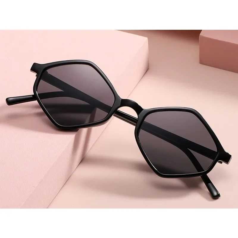 Fashion Rhombus Leopard Sunglasses Women Retro Black Glasses Men Brand Designer Eyewear UV400 Shades Oculos