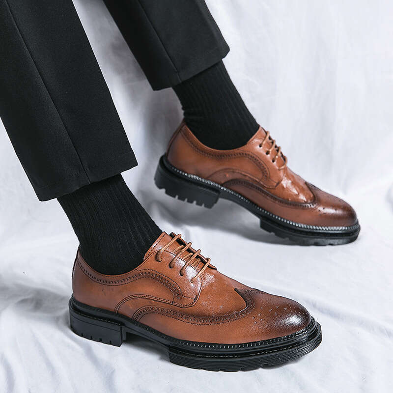 2024 Men's Large Size New Casual Fashion Korean Edition Business Dress Shoes Trendy Flow Fabric