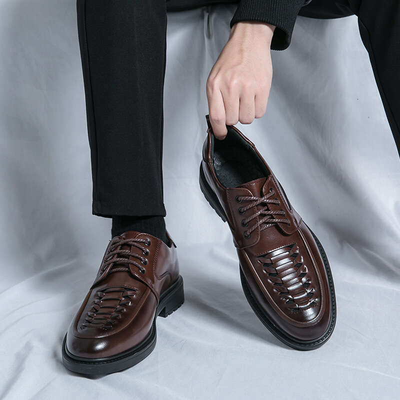 Large leather 2024 Spring and Autumn new business casual British cowhide lace up wedding formal men's shoes