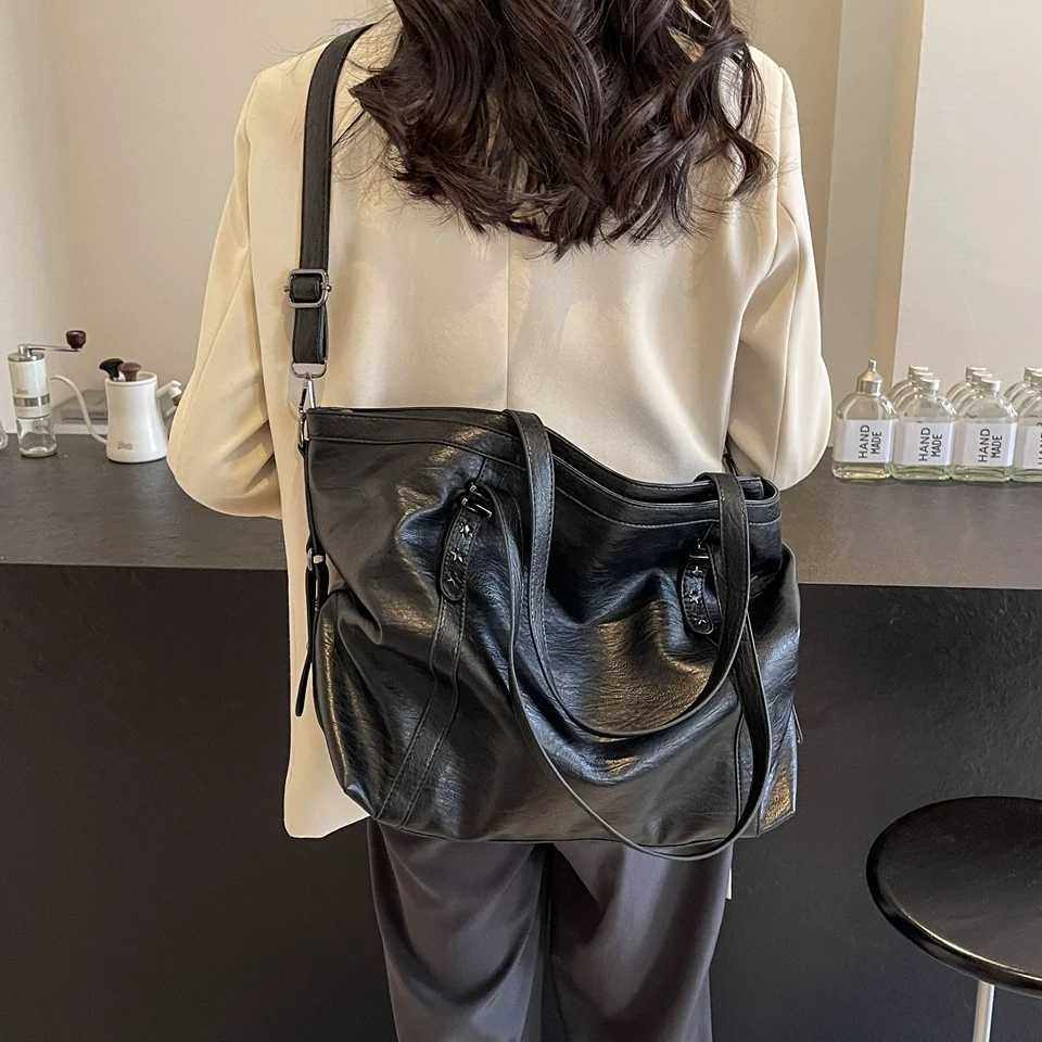 Big Black Shoulder crossbody Bags for Women 2025 Hobo Shopper Sac Solid Color Quality PU Leather Handbag Lady TravelC250403