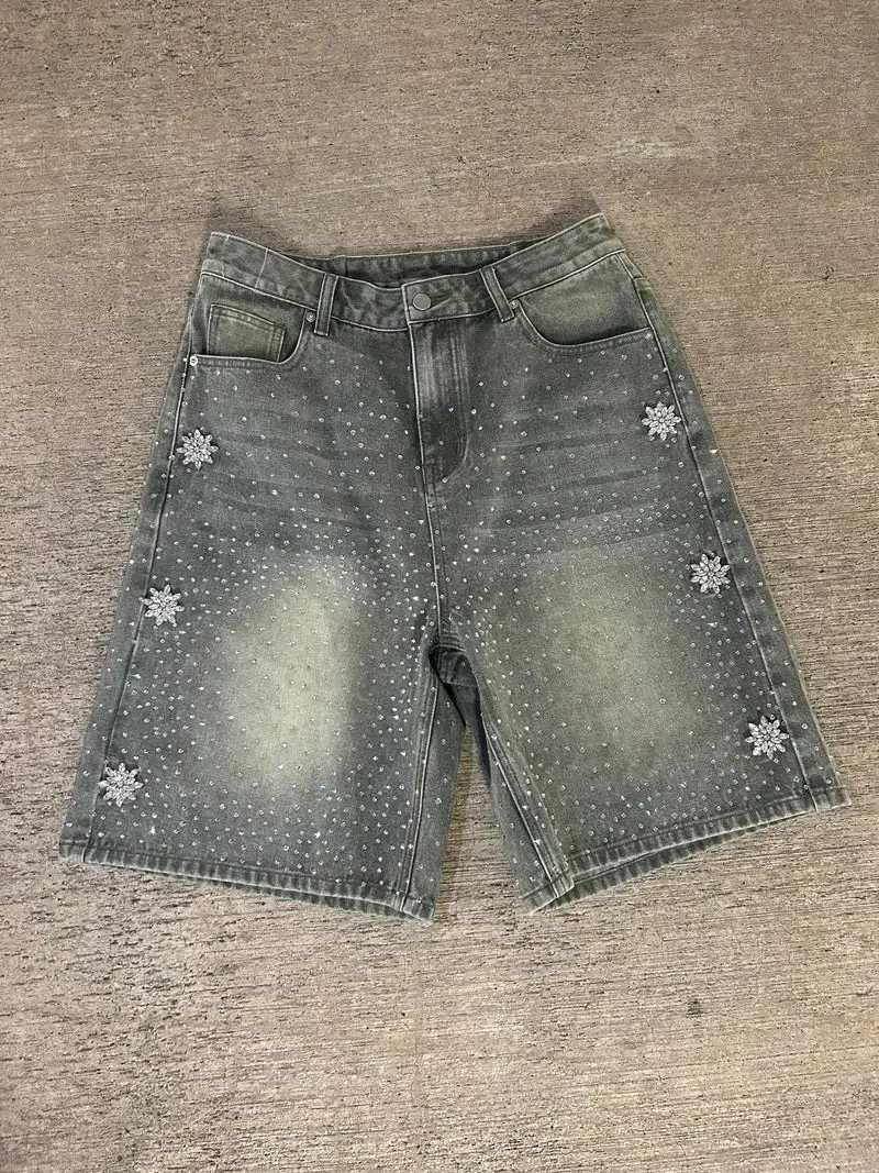 Vintage Astro Snowflake Rhinestone Denim Shorts Black Baggy Gym Shorts Y2K Jeans Men Women Harajuku Hip Hop Low Waist Shorts X250403