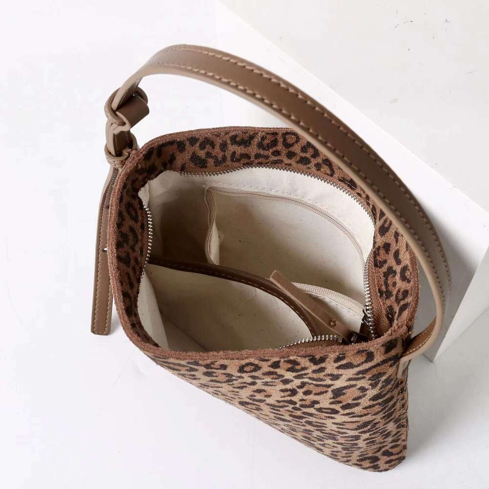 Luxury bag designer new fashion leopard print suede leather small tote bag niche high-end handbag cross-body D bag
