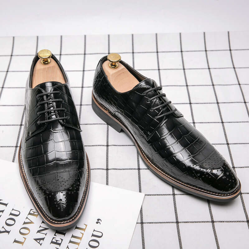 2024 Men's Large Size New Casual Fashion British Style Leather Shoes Korean Edition Trend