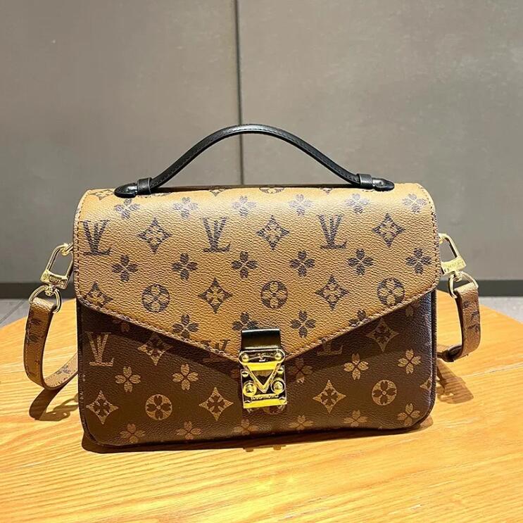 Women Luxury Totes Designer Bag Crossbody Diane Baguette Classic Vintage Canvas Jacquard Strap Flower Flap Embossed Letters Clutch Purse Shoulder Bags