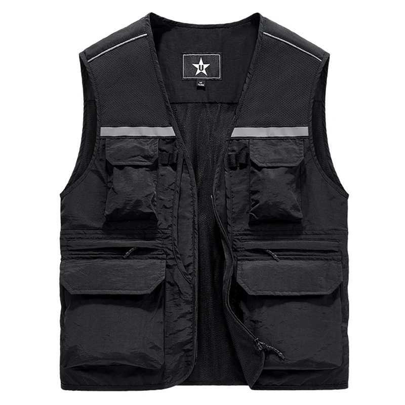 Men Outdoor Leisure Fishing Vest Men New Multi Pocket Hiking Photography Waistcoat Reflective strip design Sleeveless Vest Male X250403